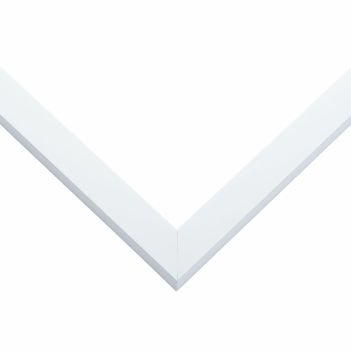 Gallery White Hardwood moulding